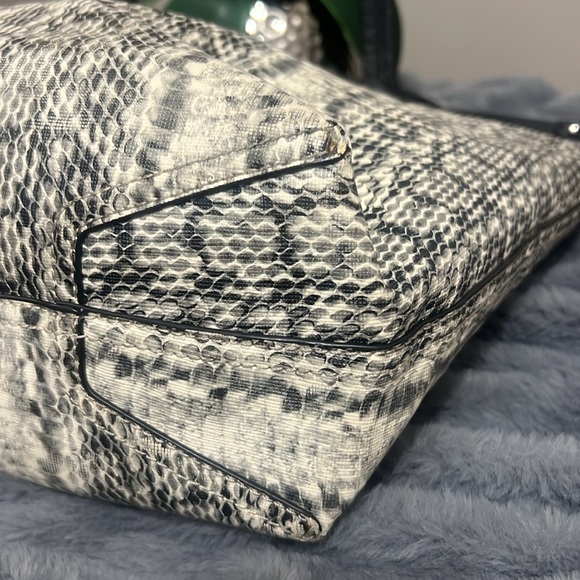 **GIVY FOR MIXLUX*** Vince Camuto Animal print Tote with leather straps - Picture 12 of 13